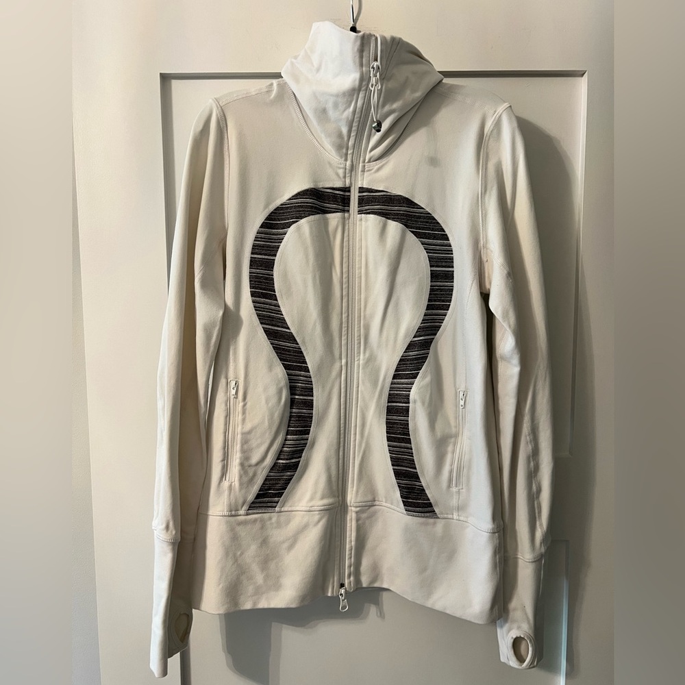 Lululemon Scuba - Full Zipper - Picture 2 of 8